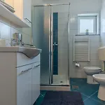 アパート Charmantes Mit Privatem Balkon, Klima, Grill, Wifi, Nur Wenige Minuten Zum