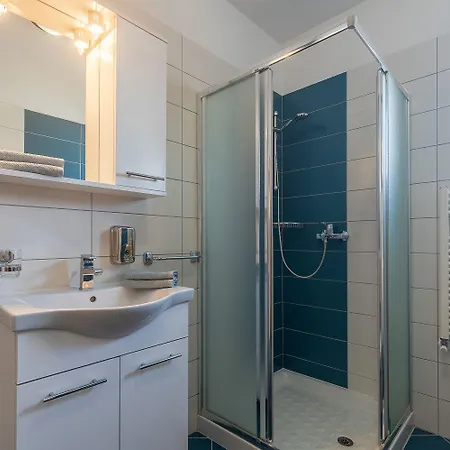 Charmantes Mit Privatem Balkon, Klima, Grill, Wifi, Nur Wenige Minuten Zum Appartement *